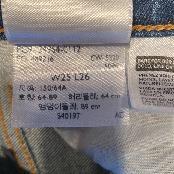 Levi’s Wedgie 25W x 26L mid blue - Picture 4 of 4